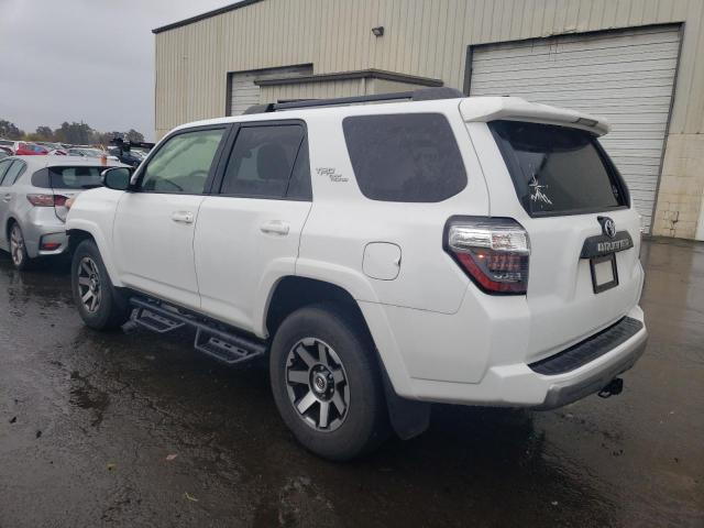 Photo 2 from auction – 2021 TOYOTA 4RUNNER SR with VIN JTERU5JR2M5841599