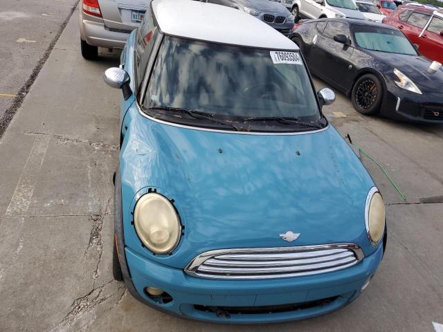 Photo 5 from auction – 2007 MINI COOPER with VIN WMWMF33517TU63747