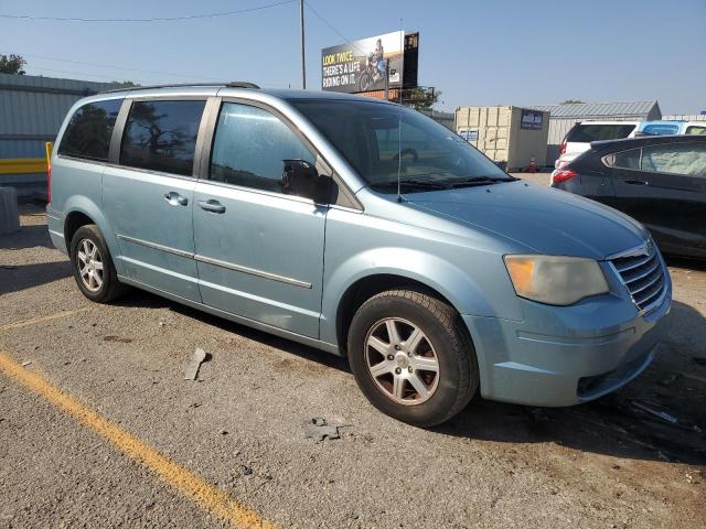 Photo 4 from auction – 2010 CHRYSLER TOWN & COU with VIN 2A4RR5D14AR253577