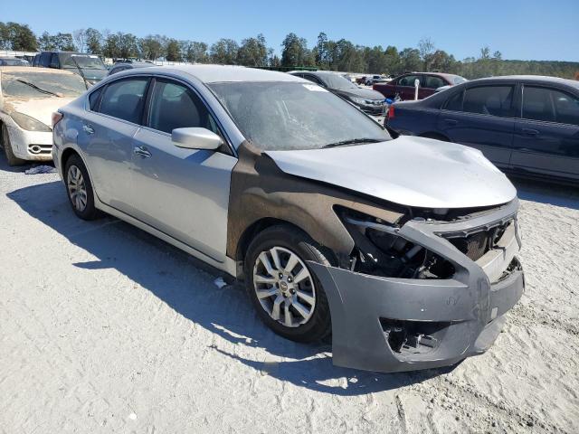 Photo 4 from auction – 2015 NISSAN ALTIMA with VIN 1N4AL3AP3FC175333
