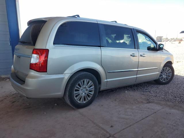 Photo 3 from auction – 2015 CHRYSLER TOWN & COU with VIN 2C4RC1GG4FR563445