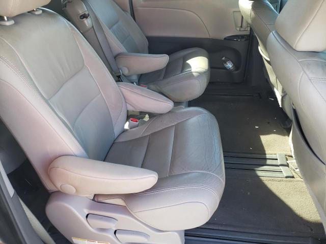 Photo 11 from auction – 2015 TOYOTA SIENNA XLE with VIN 5TDYK3DC2FS603153