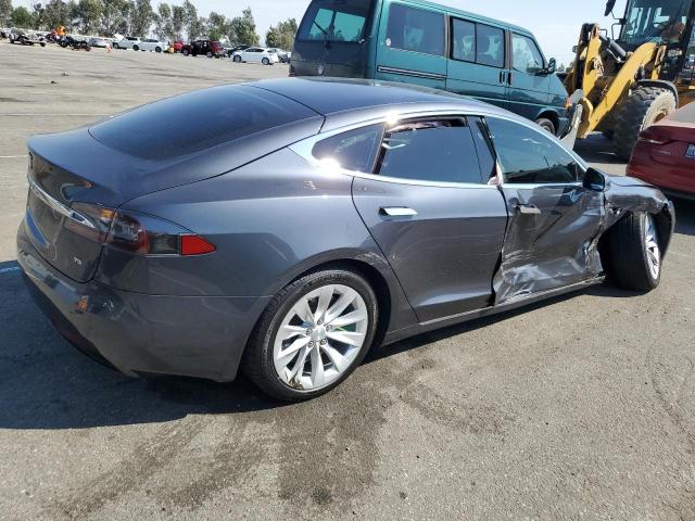 Photo 3 from auction – 2017 TESLA MODEL S with VIN 5YJSA1E10HF203688