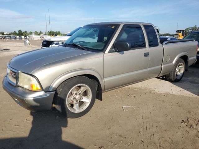 GMC SONOMA 2003 with VIN 1GTCS19X438152267 - Photo from auction