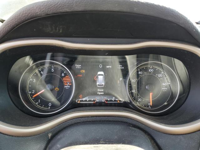 Photo 9 from auction – 2018 JEEP CHEROKEE L with VIN 1C4PJLDB5JD565931