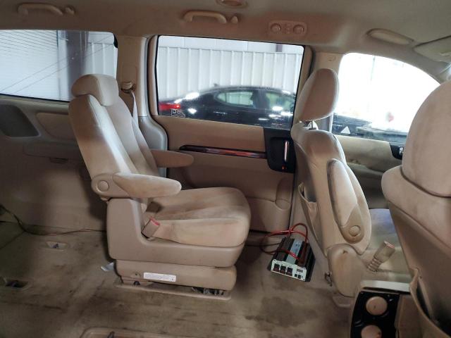 Photo 11 from auction – 2007 HYUNDAI ENTOURAGE with VIN KNDMC233076025109