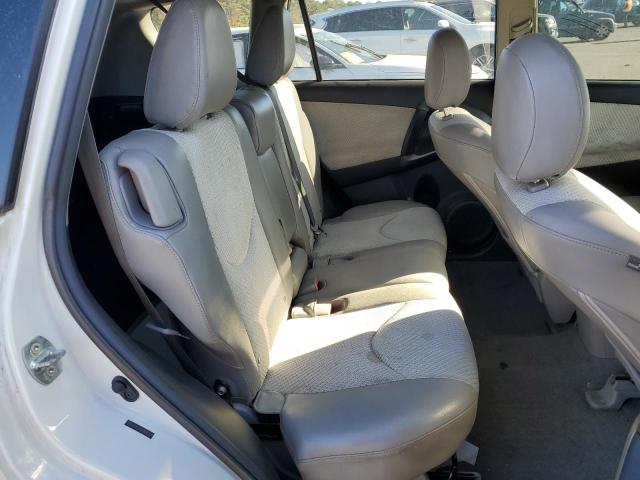 Photo 11 from auction – 2012 TOYOTA RAV4 EV with VIN 2T3YL4DV8CW001128