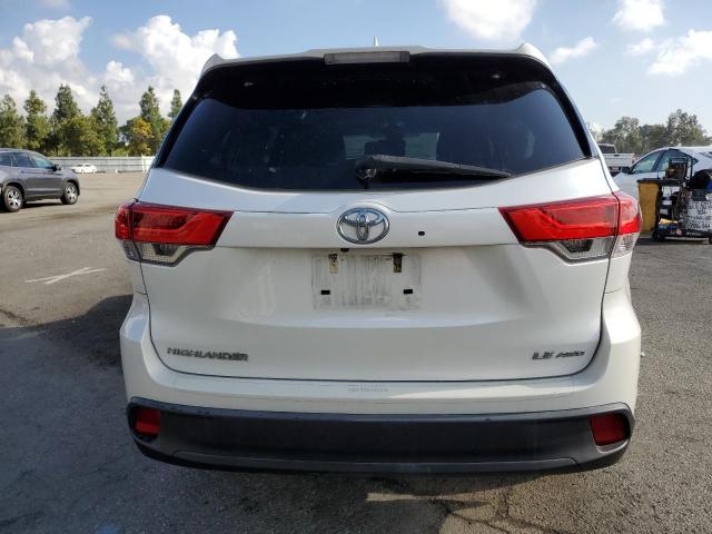 Photo 6 from auction – 2018 TOYOTA HIGHLANDER with VIN 5TDBZRFH3JS489654