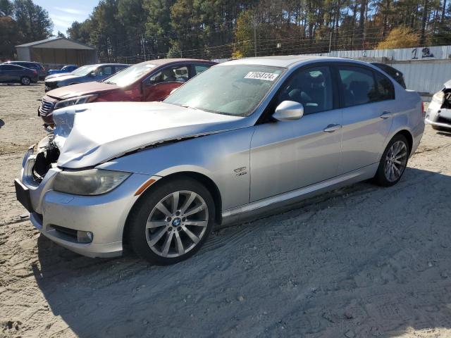 BMW 328 XI 2011 with VIN WBAPK7C54BF085334 - Photo from auction
