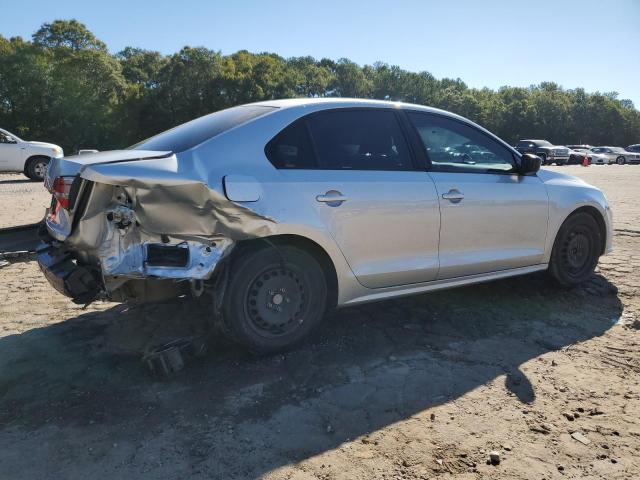 Photo 3 from auction – 2015 VOLKSWAGEN JETTA BASE with VIN 3VW2K7AJ2FM323729