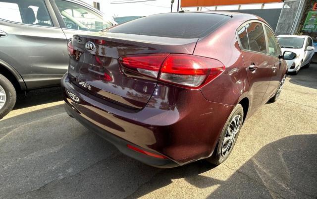 Photo 4 from auction – 2018 KIA FORTE LX with VIN 3KPFL4A77JE164763