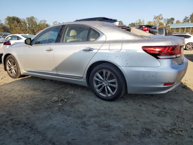 Photo 2 from auction – 2016 LEXUS LS 460 with VIN JTHCL5EFXG5026342