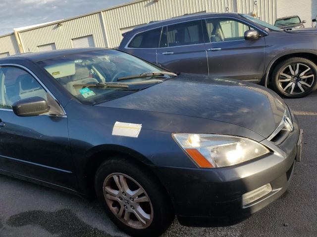 Photo 12 from auction – 2007 HONDA ACCORD SE with VIN JHMCM56347C011817