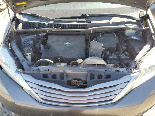 Photo 12 from auction – 2016 TOYOTA SIENNA XLE with VIN 5TDYK3DC0GS765039