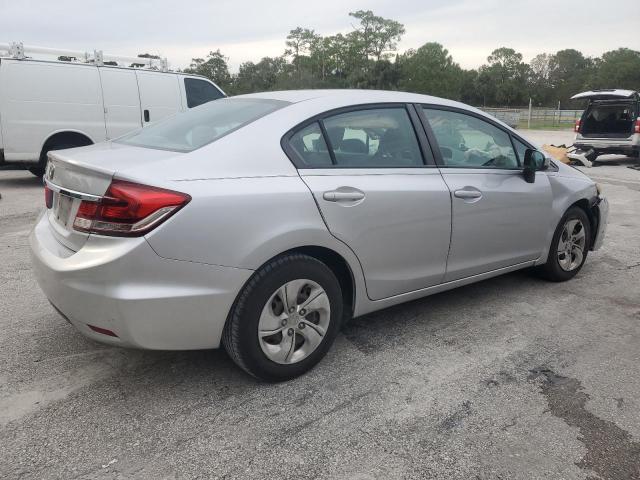 Photo 3 from auction – 2015 HONDA CIVIC LX with VIN 19XFB2F56FE104687