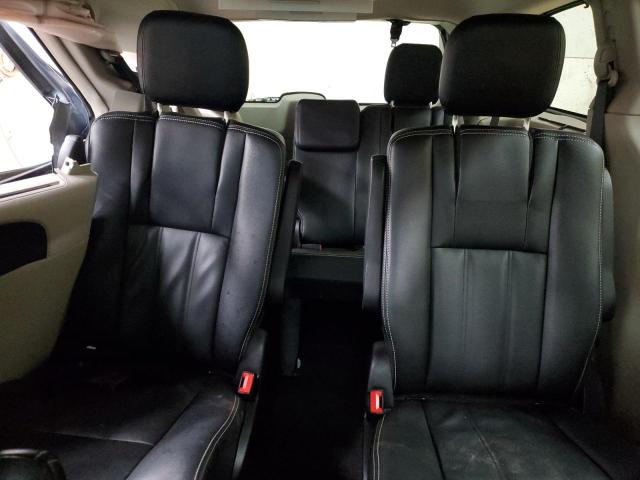 Photo 10 from auction – 2016 CHRYSLER TOWN & COU with VIN 2C4RC1BG6GR255492