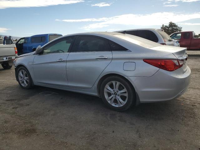 Photo 2 from auction – 2013 HYUNDAI SONATA SE with VIN 5NPEC4AC4DH679521