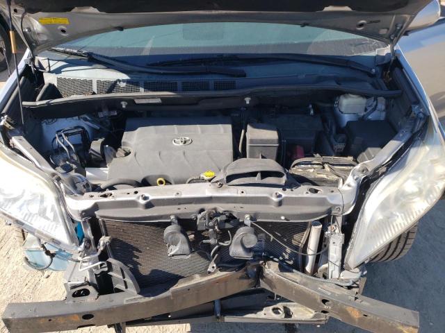 Photo 12 from auction – 2013 TOYOTA SIENNA LE with VIN 5TDKK3DC1DS372135