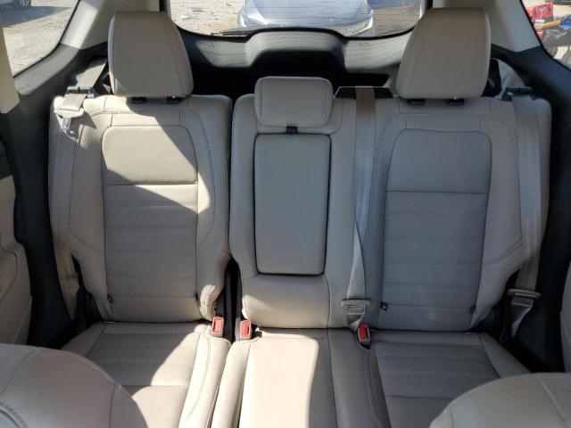 Photo 10 from auction – 2018 FORD ESCAPE SEL with VIN 1FMCU9HD5JUC80257