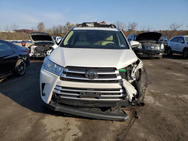 Photo 5 from auction – 2017 TOYOTA HIGHLANDER with VIN 5TDJZRFH4HS389343