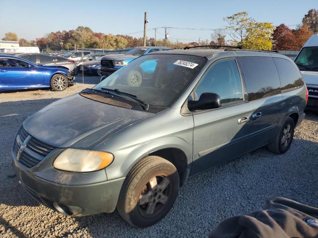DODGE GRAND CARA 2006 with VIN 2D4GP44L96R670136 - Photo from auction