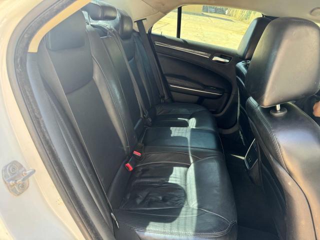 Photo 6 from auction – 2015 CHRYSLER 300 LIMITE with VIN 2C3CCAAG5FH849037