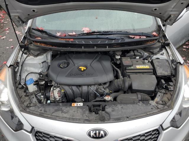 Photo 11 from auction – 2016 KIA FORTE LX with VIN KNAFK4A65G5554451