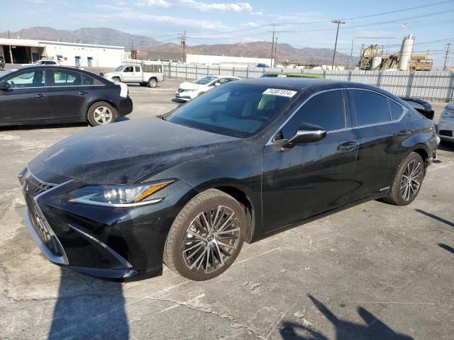LEXUS ES 300H BA 2022 с VIN 58ADA1C11NU024059 - Снимка от търг