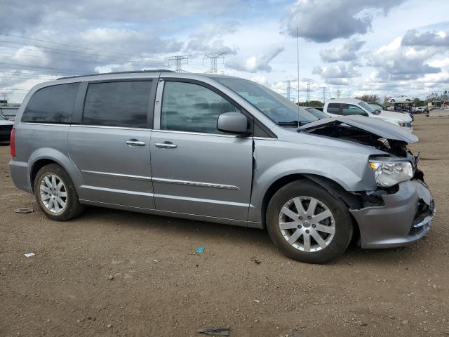 Photo 4 from auction – 2016 CHRYSLER TOWN & COU with VIN 2C4RC1BG6GR174671