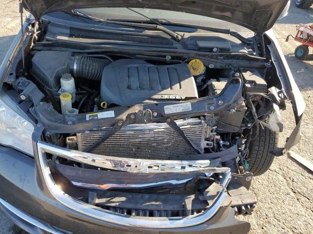 Photo 12 from auction – 2015 CHRYSLER TOWN & COU with VIN 2C4RC1CG5FR727534