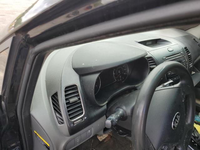 Photo 9 from auction – 2018 KIA FORTE LX with VIN 3KPFK4A77JE246351