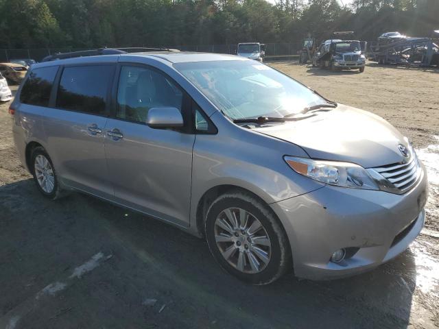 Photo 4 from auction – 2011 TOYOTA SIENNA XLE with VIN 5TDDK3DC6BS005673