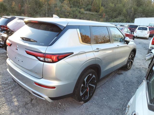 Photo 3 from auction – 2024 MITSUBISHI OUTLANDER with VIN JA4J4VA83RZ006503