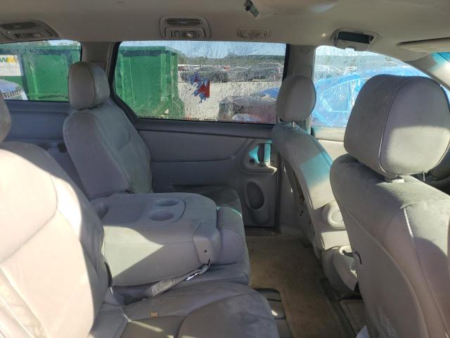 Photo 11 from auction – 2004 TOYOTA SIENNA CE with VIN 5TDZA23C84S087512