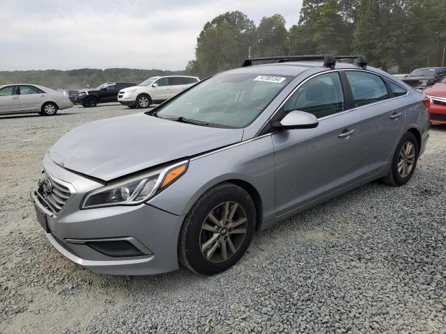 HYUNDAI SONATA SE 2016 with VIN 5NPE24AF5GH275726 - Photo from auction