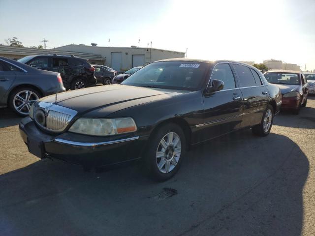 LINCOLN TOWN CAR E 2010 with VIN 2LNBL8EV5AX752102 - Photo from auction