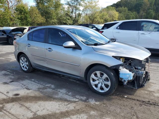 Photo 4 from auction – 2011 MAZDA 3 I with VIN JM1BL1UFXB1902950