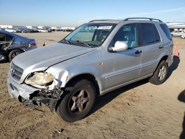 MERCEDES-BENZ ML 320 2000 with VIN 4JGAB54E6YA181947 - Photo from auction