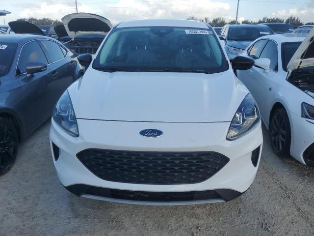 Photo 5 from auction – 2021 FORD ESCAPE S with VIN 1FMCU0F67MUA77746