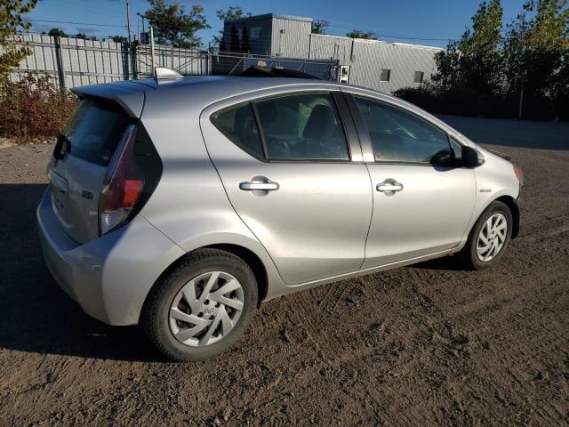 Photo 3 from auction – 2015 TOYOTA PRIUS C with VIN JTDKDTB37F1095102