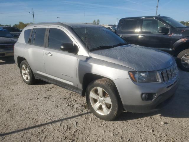 Photo 4 from auction – 2015 JEEP COMPASS SP with VIN 1C4NJDBB3FD214717