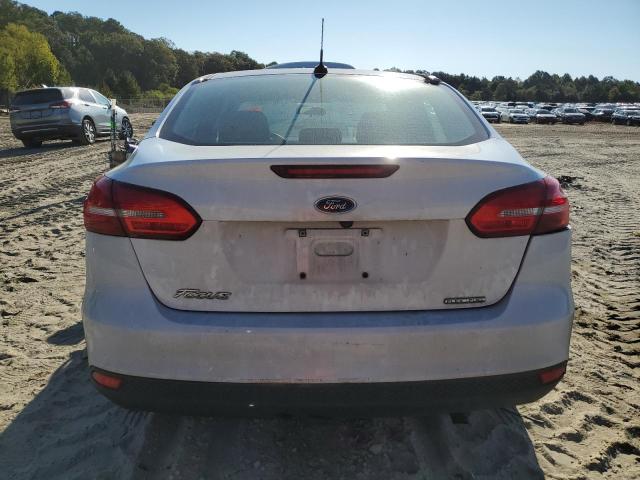 Photo 6 from auction – 2016 FORD FOCUS S with VIN 1FADP3E2XGL393920