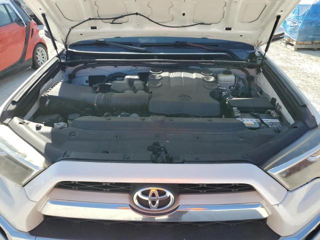 Photo 12 from auction – 2014 TOYOTA 4RUNNER SR with VIN JTEBU5JR1E5192249