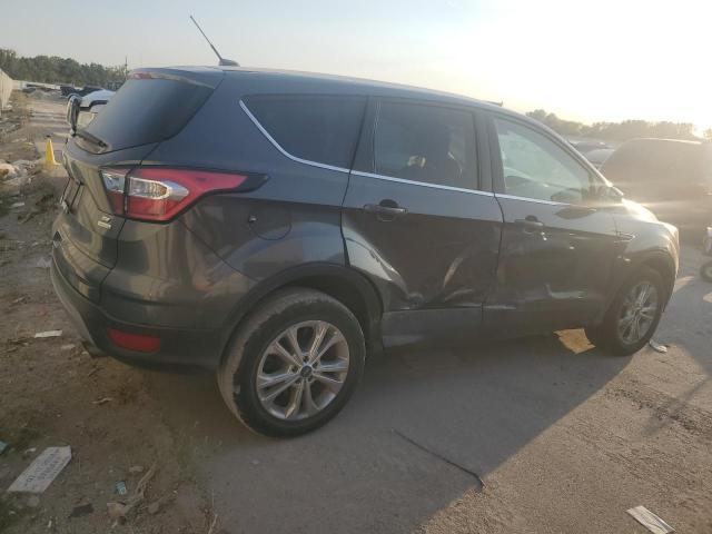 Photo 3 from auction – 2017 FORD ESCAPE SE with VIN 1FMCU0GD5HUB87746