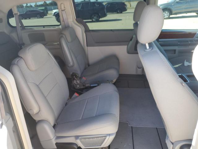 Photo 11 from auction – 2009 CHRYSLER TOWN & COU with VIN 2A8HR54199R539611