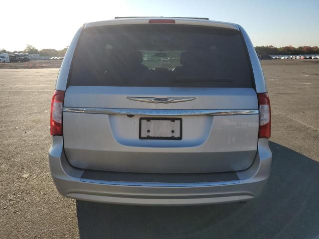 Photo 6 from auction – 2012 CHRYSLER TOWN & COU with VIN 2C4RC1BG8CR194348