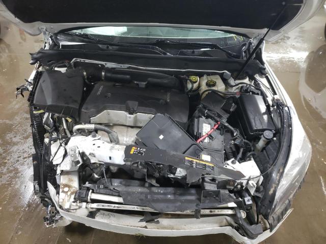 Photo 11 from auction – 2015 CHEVROLET MALIBU 1LT with VIN 1G11C5SL8FF305597