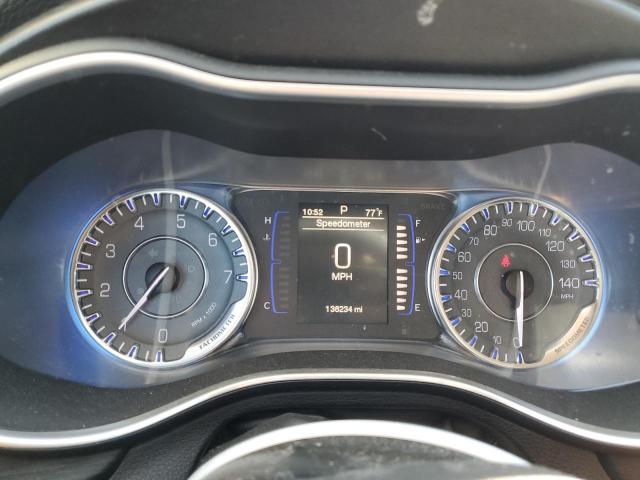 Photo 9 from auction – 2015 CHRYSLER 200 LIMITE with VIN 1C3CCCAB6FN713782