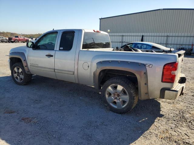 Photo 2 from auction – 2011 CHEVROLET SILVERADO with VIN 1GCRKSE35BZ214755