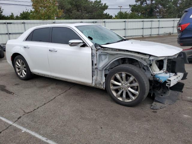 Photo 4 from auction – 2016 CHRYSLER 300C with VIN 2C3CCAKGXGH191182